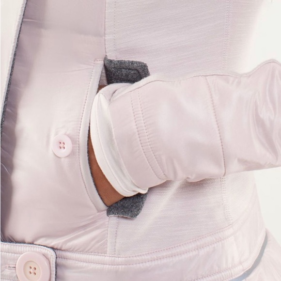 LULULEMON PEDAL POWER JACKET WOMEN'S SIZE 6 NEUTRAL BLUSH PINK FULL ZIP - Picture 5 of 16